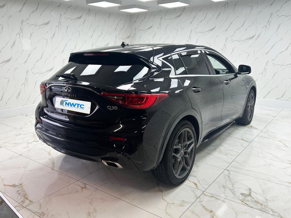 Used Infiniti Q30 2016 for sale - 78180913: Photo 11