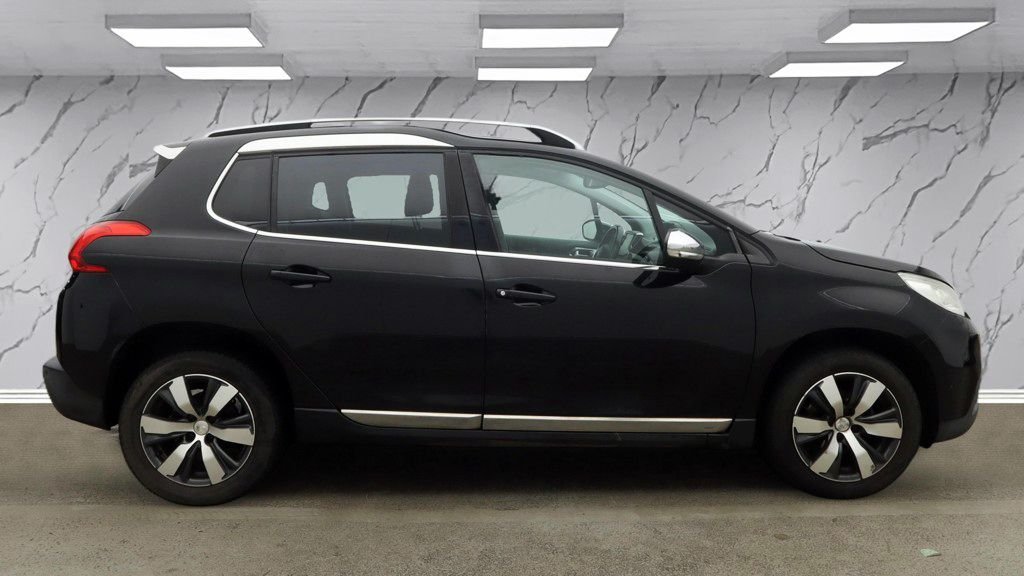 Used Peugeot 2008 2015 for sale - 77436749: Photo 7
