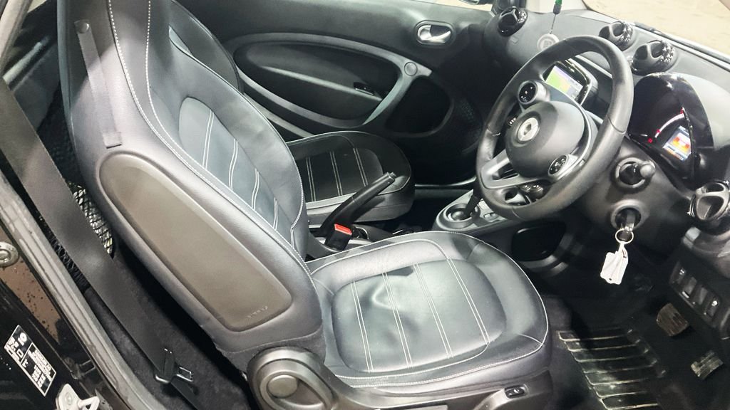 Used smart fortwo 2017 for sale - 77836038: Photo 12