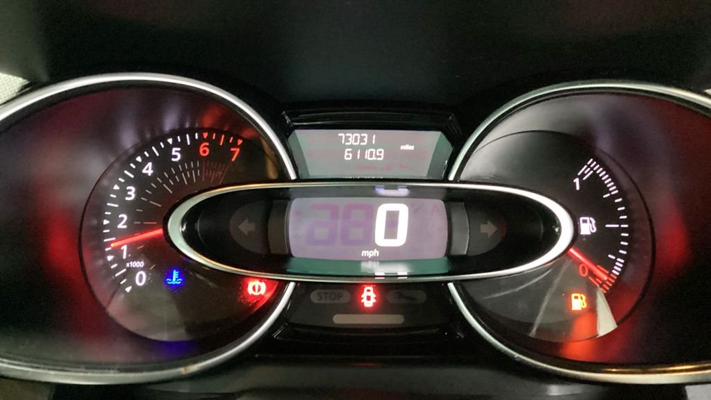 Used Renault Clio 2018 for sale - 76655292: Photo 7