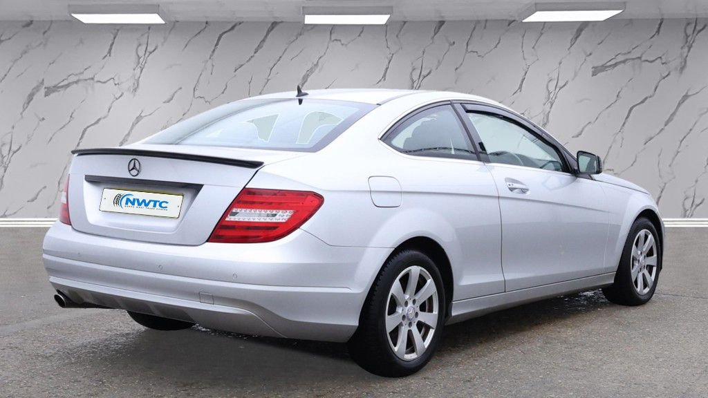 Used Mercedes-Benz C Class 2016 for sale - 76454707: Photo 5