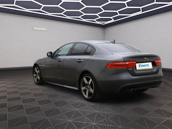 Used Jaguar XE 2018 for sale - 76323457: Photo