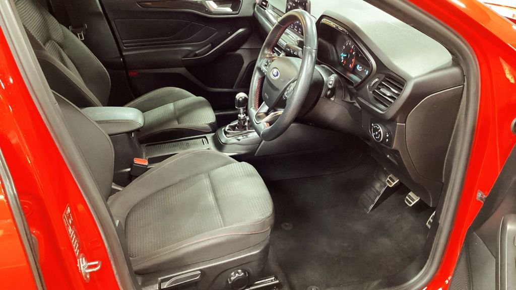 Used Ford Focus 2020 for sale - 77356326: Photo 11