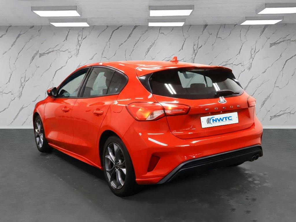 Used Ford Focus 2020 for sale - 77356326: Photo 4