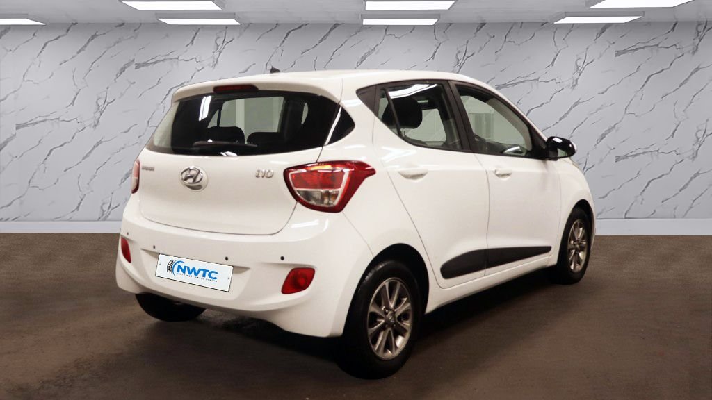 Used Hyundai i10 2016 for sale - 77288249: Photo 5