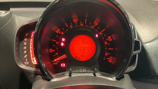 Used Toyota AYGO 2018 for sale - 76173068: Photo 10