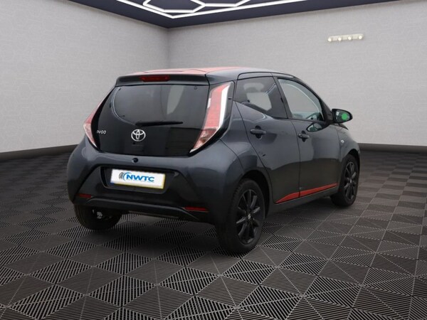 Used Toyota AYGO 2018 for sale - 76173068: Photo 5