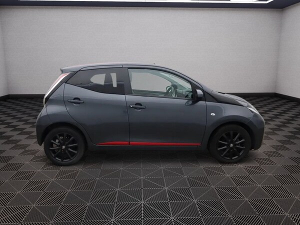 Used Toyota AYGO 2018 for sale - 76173068: Photo 6