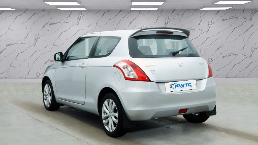 Used Suzuki Swift 2015 for sale - 77422391: Photo 5