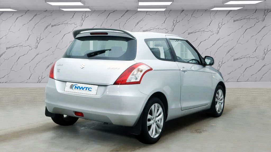 Used Suzuki Swift 2015 for sale - 77422391: Photo 6
