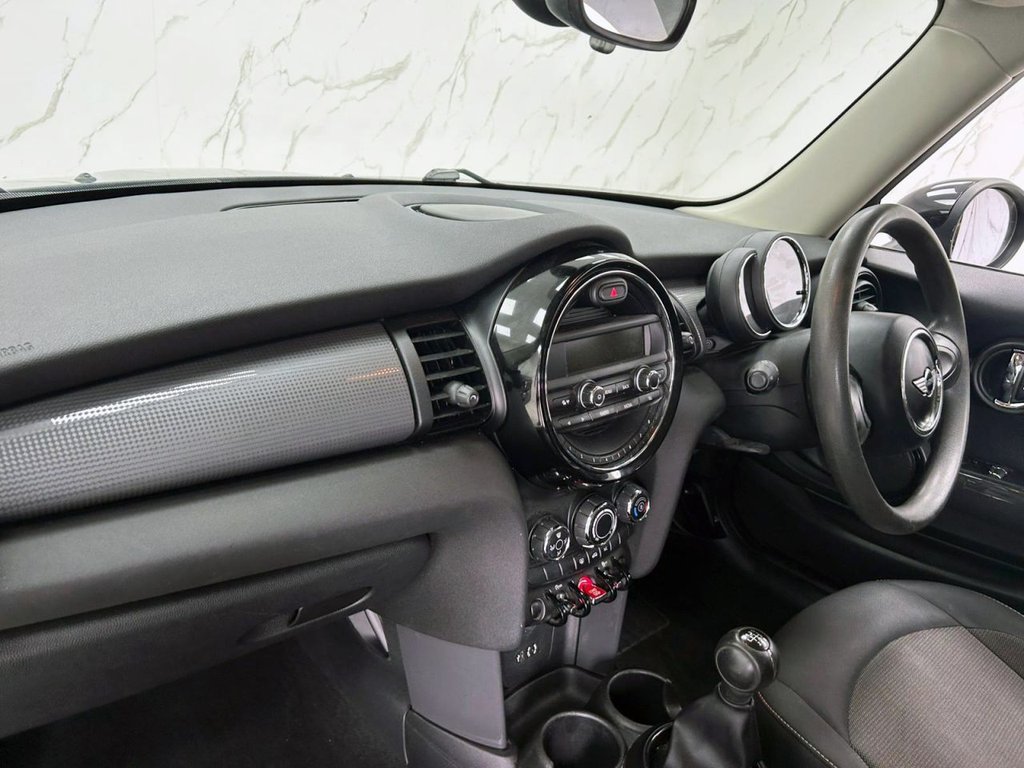 Used MINI Hatch 2018 for sale - 76105981: Photo 13