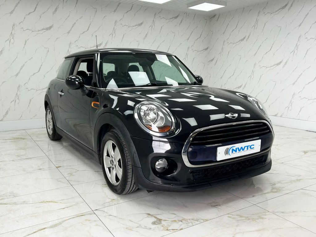 Used MINI Hatch 2018 for sale - 76105981: Photo 2