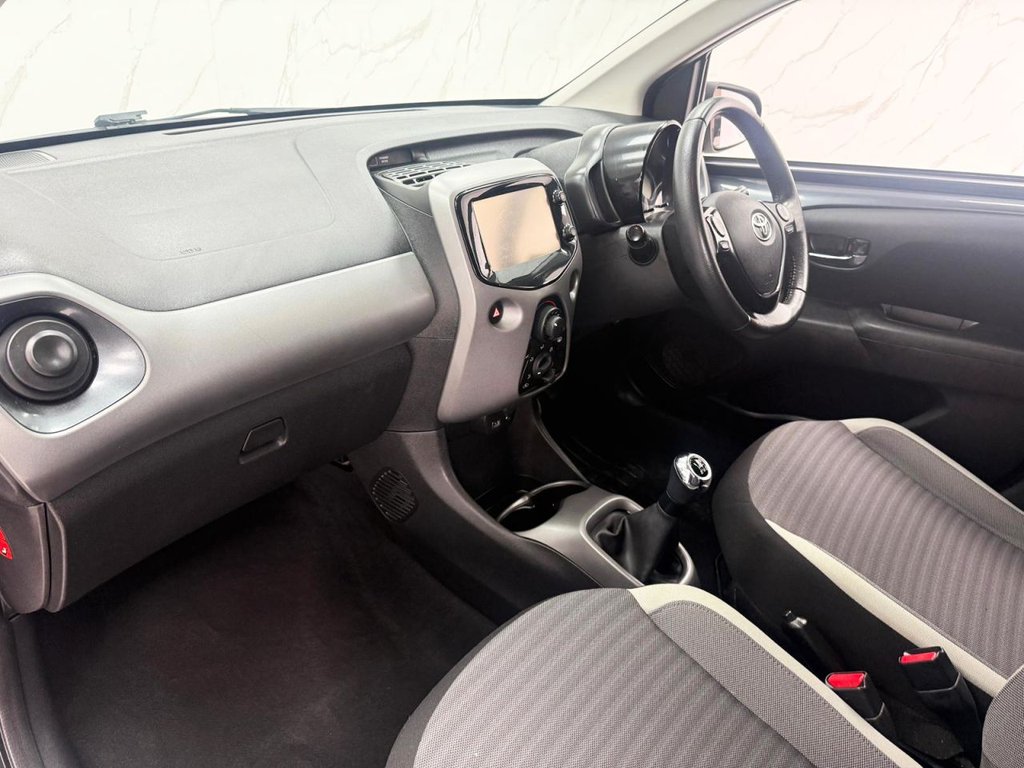 Used Toyota AYGO 2019 for sale - 77302647: Photo 16