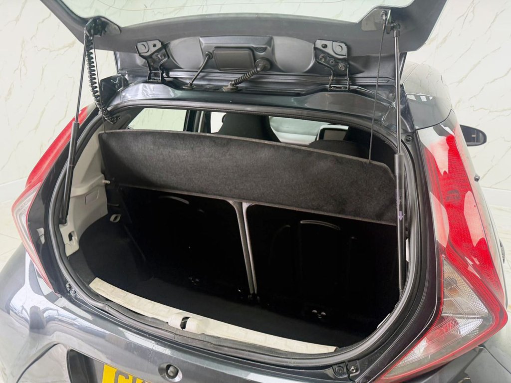 Used Toyota AYGO 2019 for sale - 77302647: Photo 22