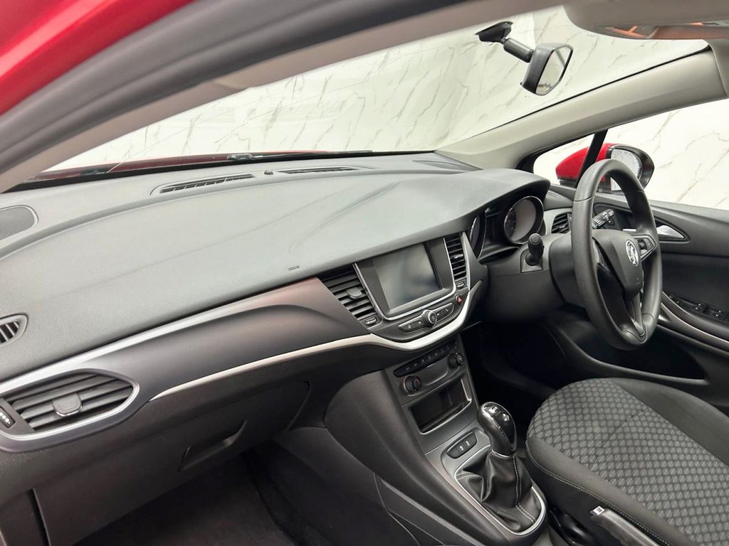 Used Vauxhall Astra 2018 for sale - 76655240: Photo 13
