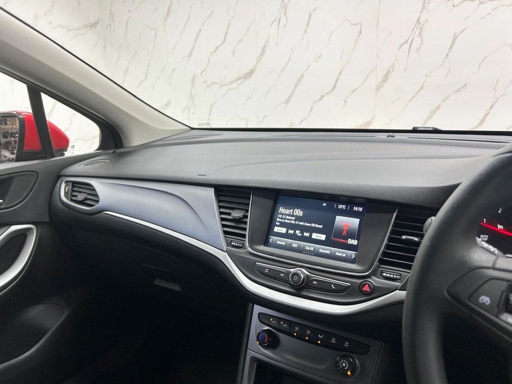 Used Vauxhall Astra 2018 for sale - 76655240: Photo 15