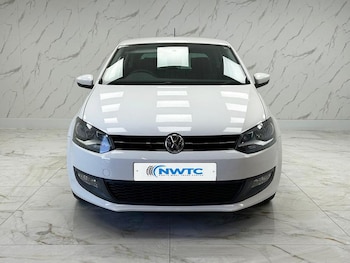 Used Volkswagen Polo 2012 for sale - 76950609: Photo