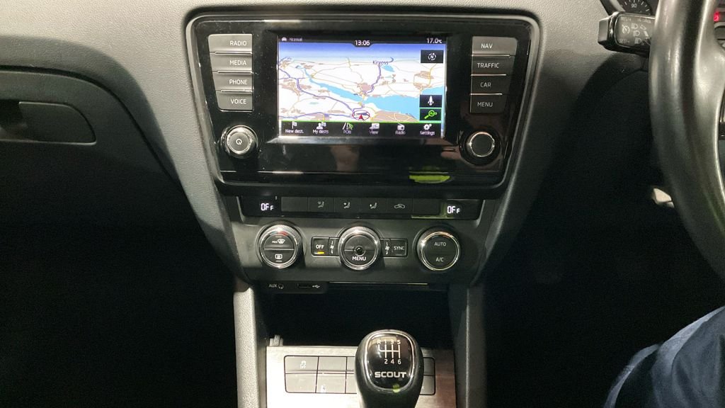 Used Skoda Octavia 2016 for sale - 76546425: Photo 8