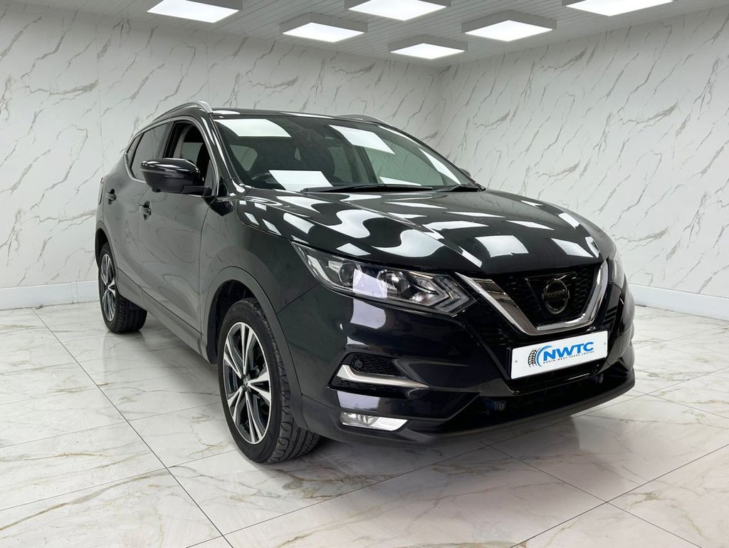 Used Nissan Qashqai 2017 for sale - 76535673: Photo 2