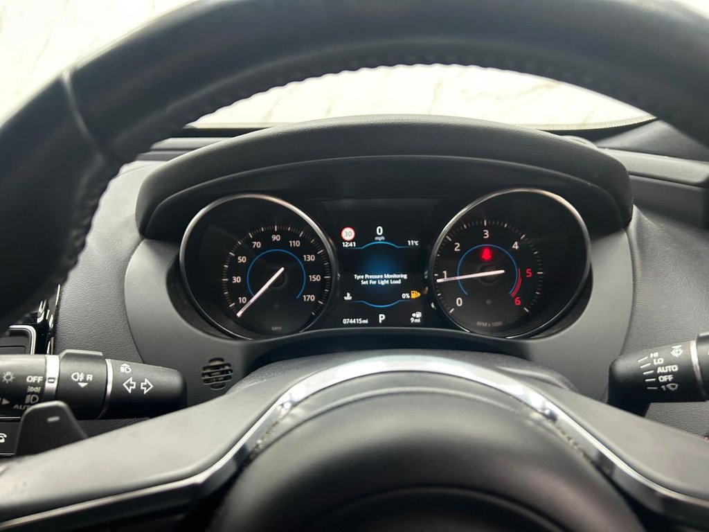 Used Jaguar XE 2016 for sale - 77507550: Photo 19