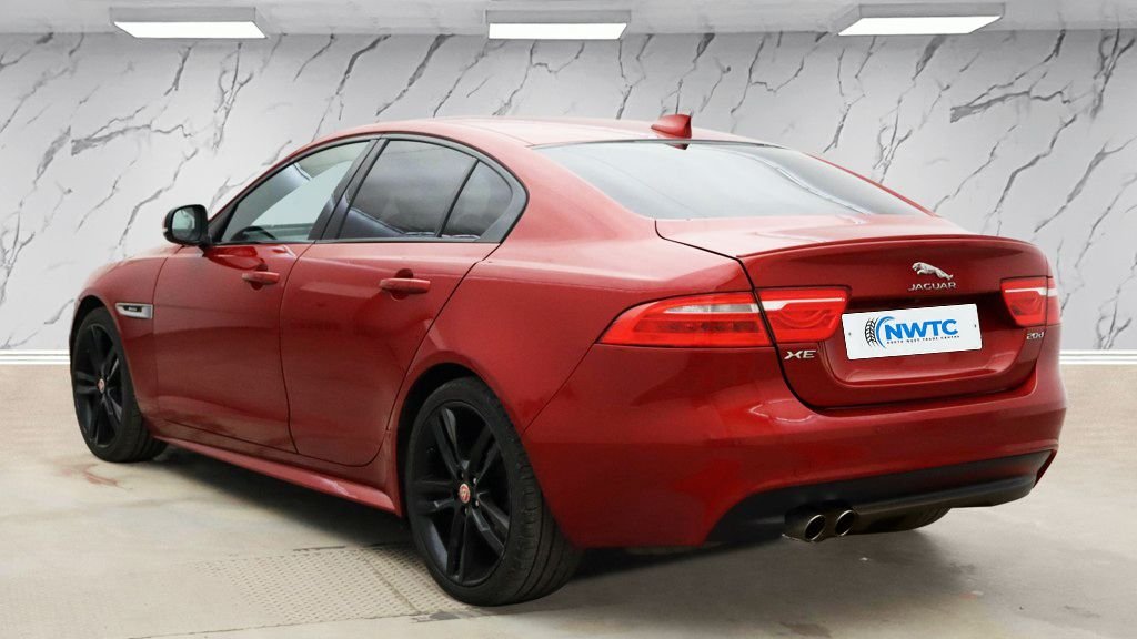Used Jaguar XE 2016 for sale - 77507550: Photo 6