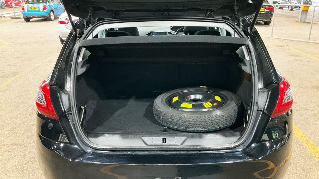 Used Peugeot 308 2020 for sale - 76454685: Photo 12