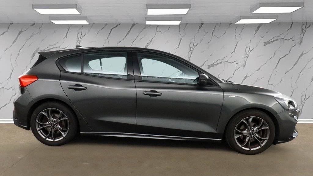 Used Ford Focus 2019 for sale - 76655237: Photo 6