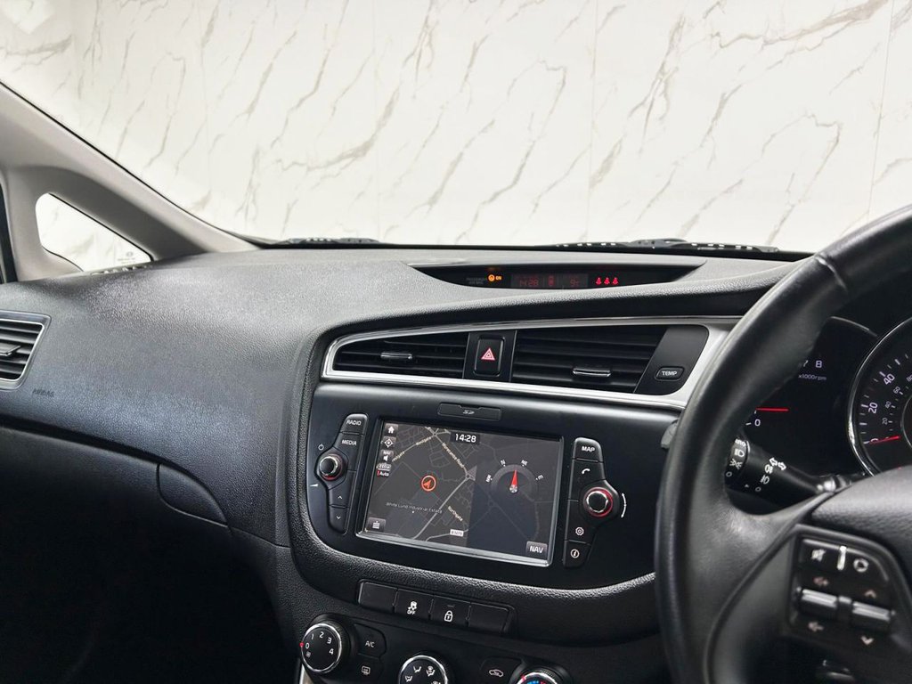 Used Kia Ceed 2018 for sale - 76655276: Photo 15