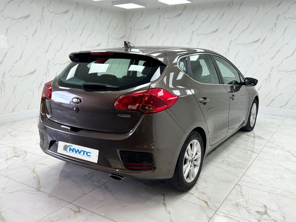 Used Kia Ceed 2018 for sale - 76655276: Photo 6