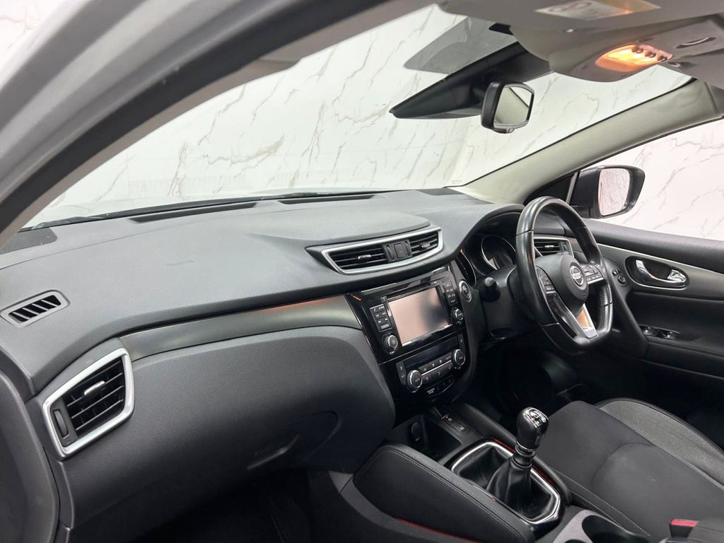 Used Nissan Qashqai 2017 for sale - 76655282: Photo 14