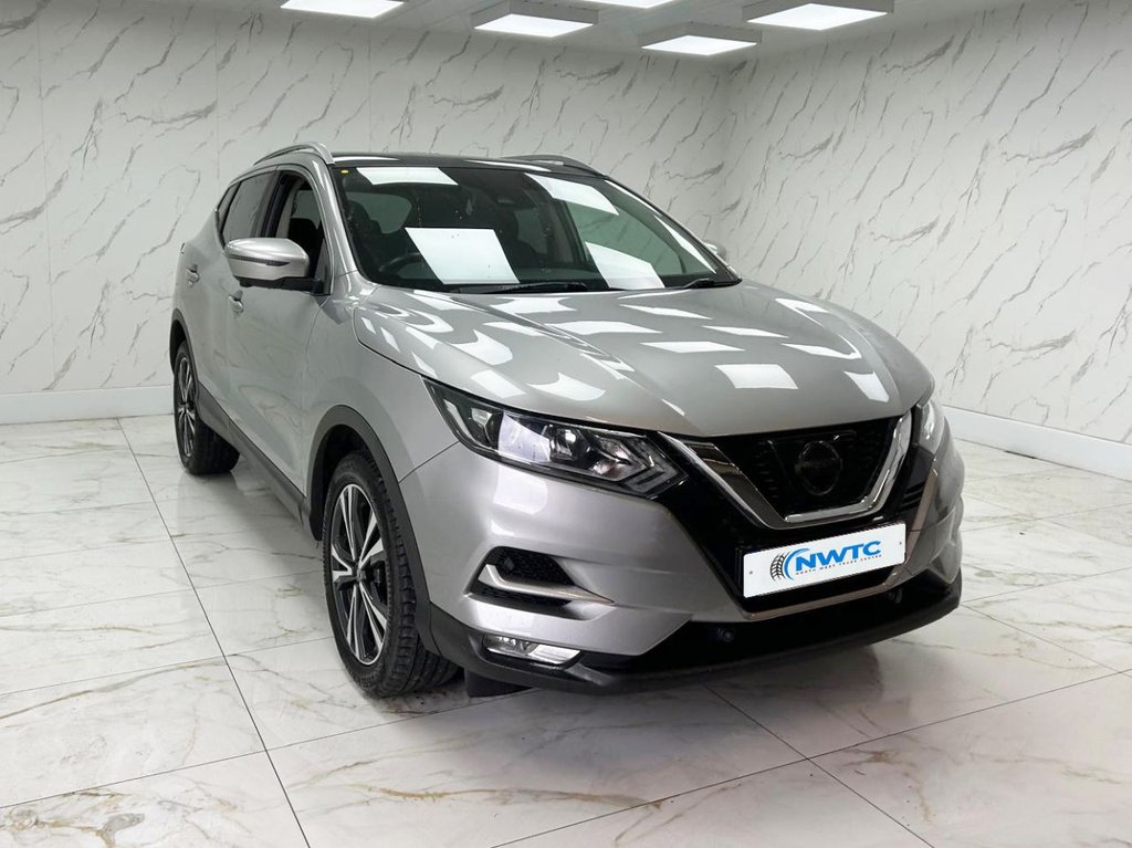 Used Nissan Qashqai 2017 for sale - 76655282: Photo 2