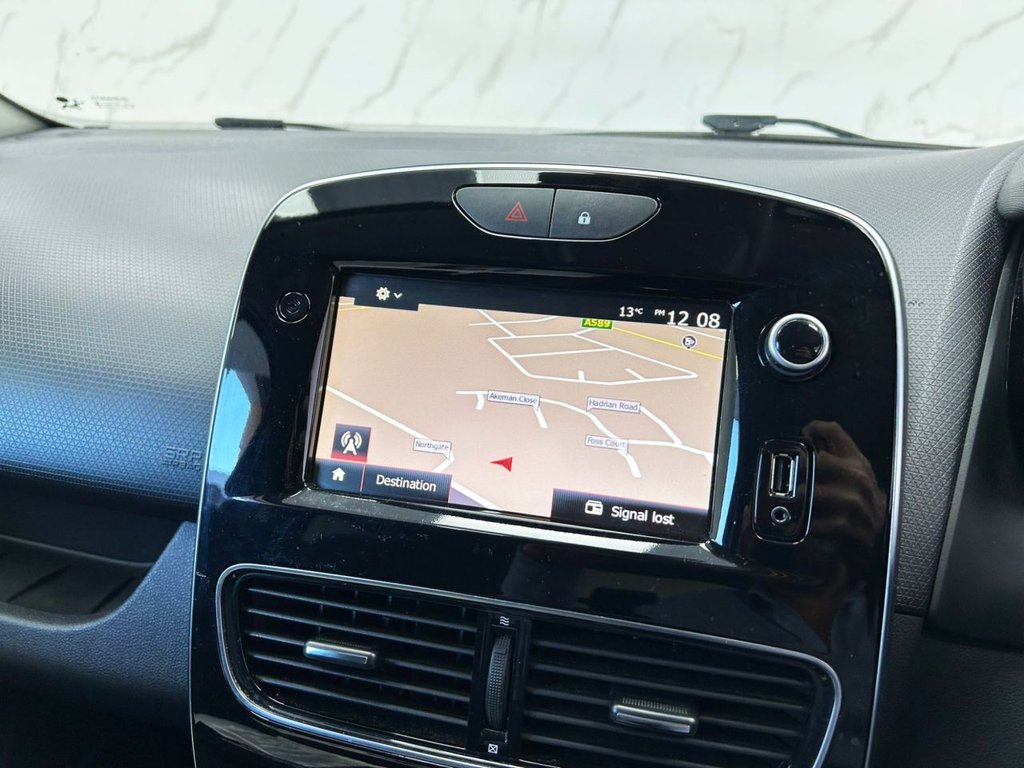 Used Renault Clio 2019 for sale - 76250220: Photo 15