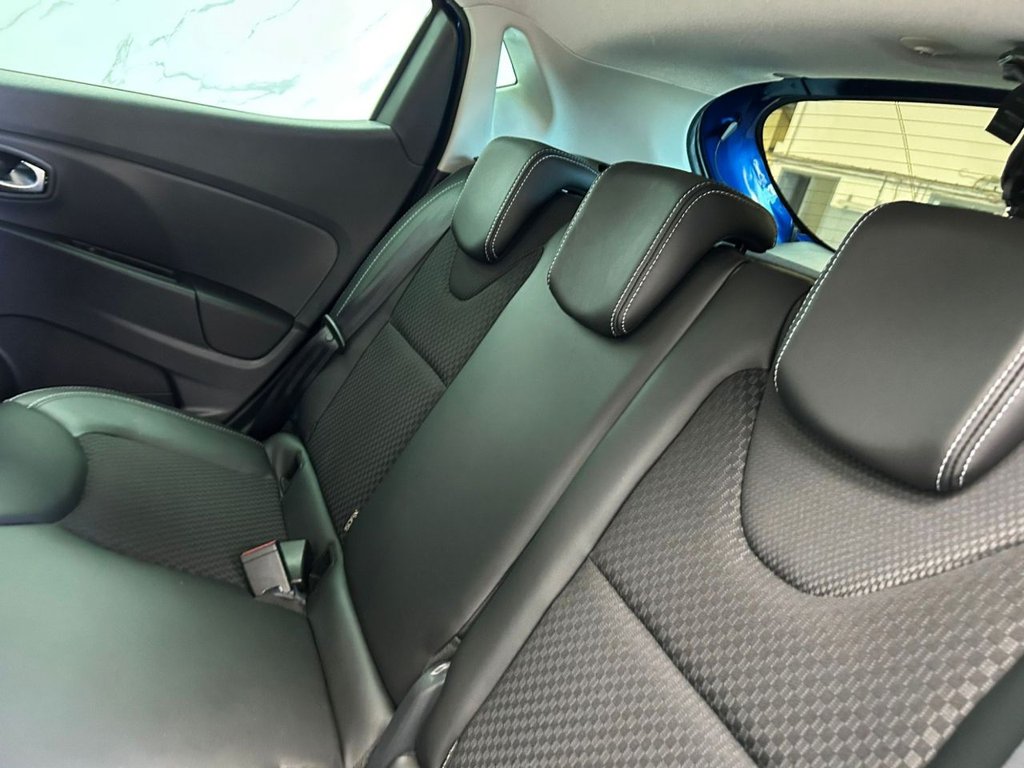 Used Renault Clio 2019 for sale - 76250220: Photo 18