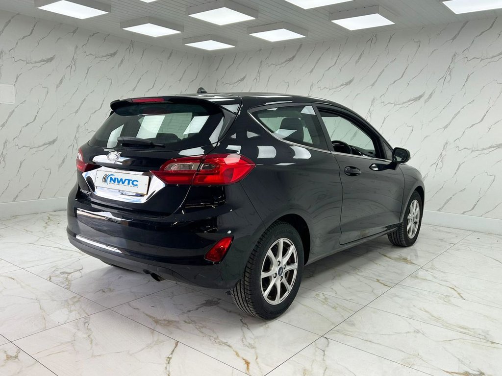 Used Ford Fiesta 2018 for sale - 76941561: Photo 10