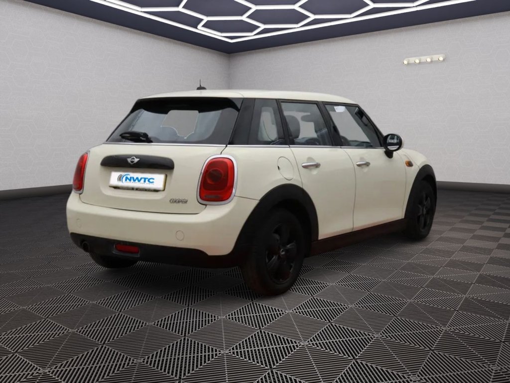 Used MINI Hatch 2017 for sale - 76173074: Photo 5