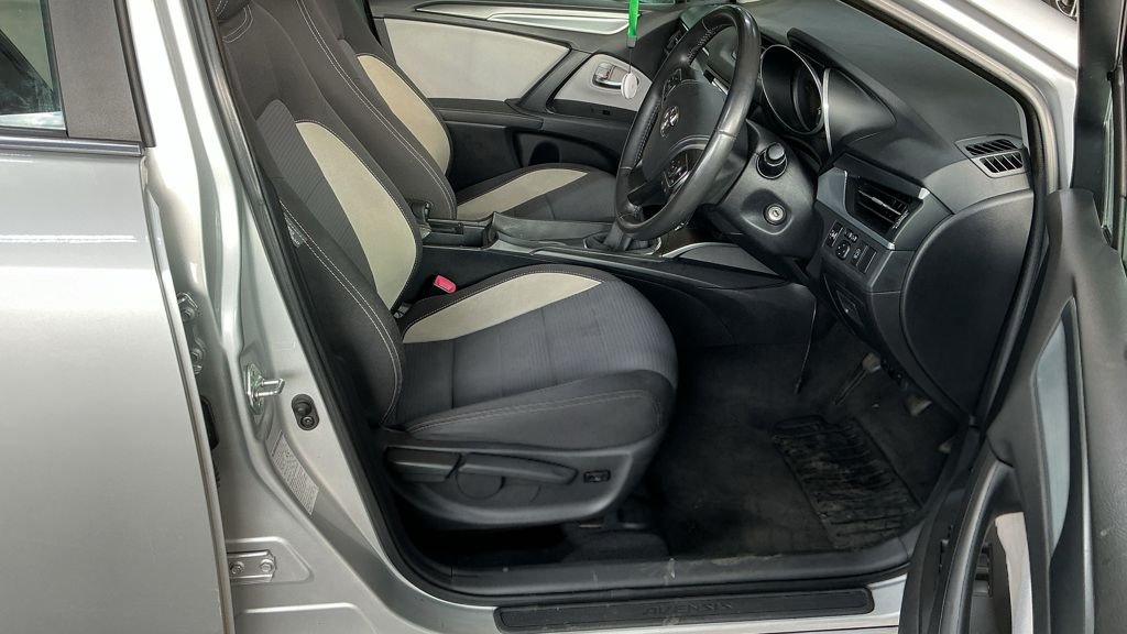 Used Toyota Avensis 2016 for sale - 77806528: Photo 12