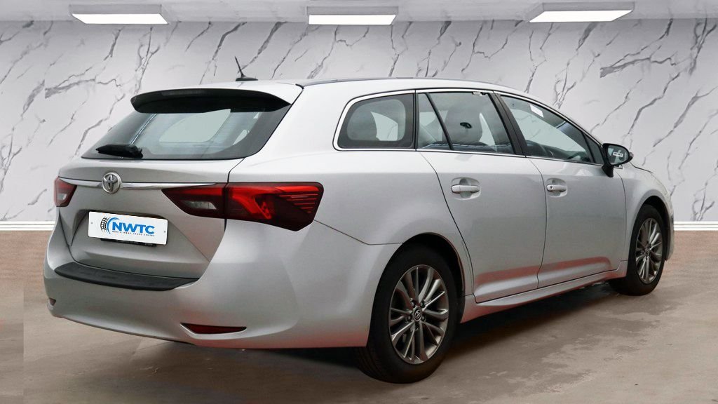 Used Toyota Avensis 2016 for sale - 77806528: Photo 7