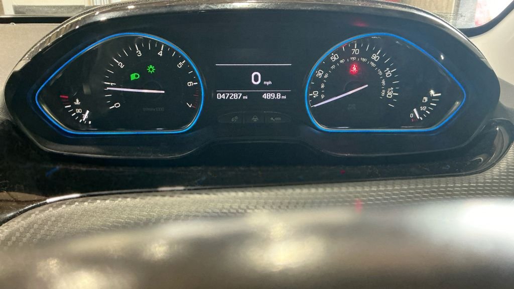 Used Peugeot 2008 2016 for sale - 77288219: Photo 10