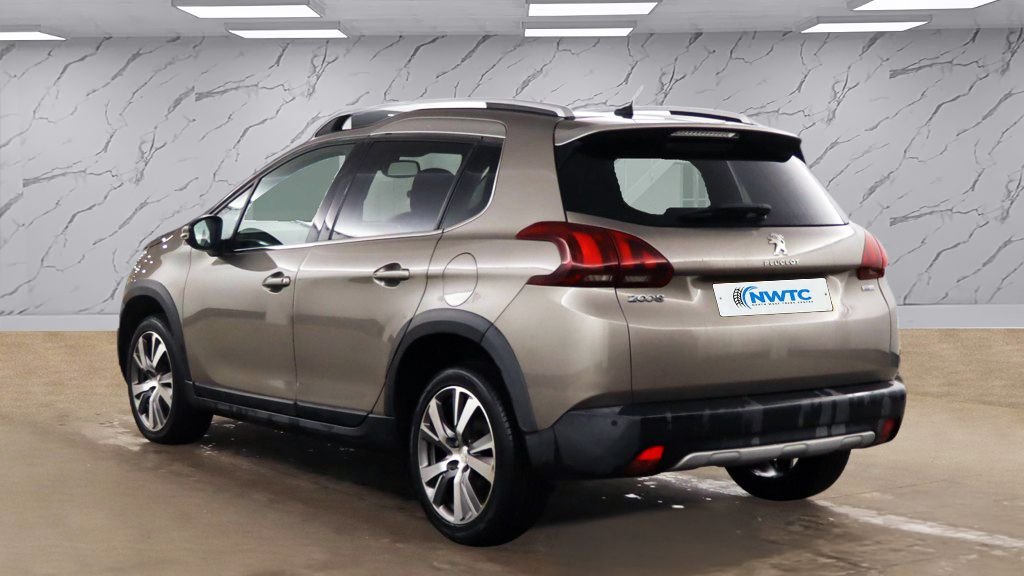 Used Peugeot 2008 2016 for sale - 77288219: Photo 4