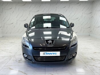 Used Peugeot 5008 2010 for sale - 78044026: Photo