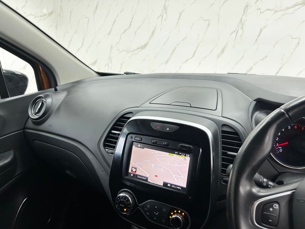 Used Renault Captur 2018 for sale - 77422403: Photo 17