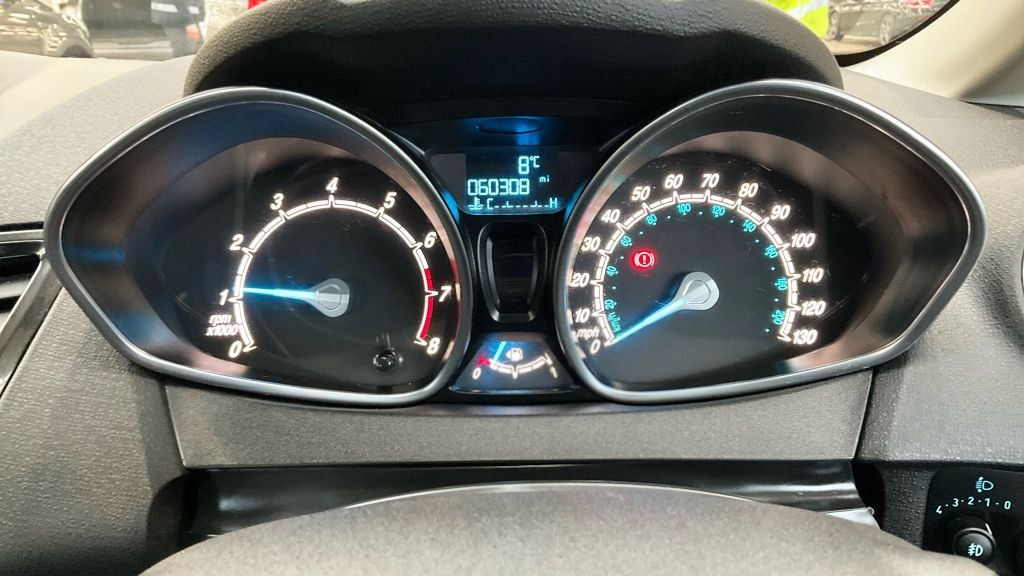 Used Ford Fiesta 2016 for sale - 77835994: Photo 11