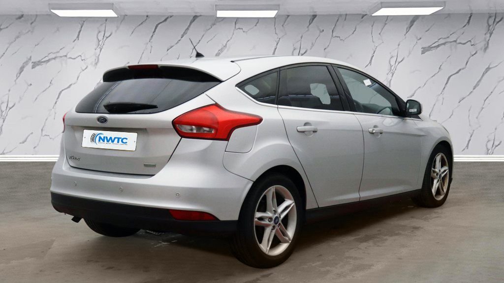 Used Ford Focus 2016 for sale - 76901182: Photo 4