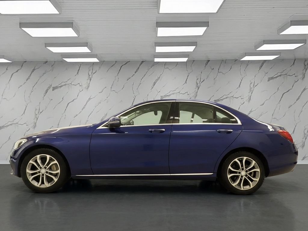 Used Mercedes-Benz C Class 2016 for sale - 77384181: Photo 8