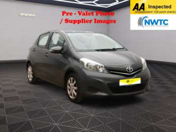 Used Toyota Yaris 2013 for sale - 74649940: Photo
