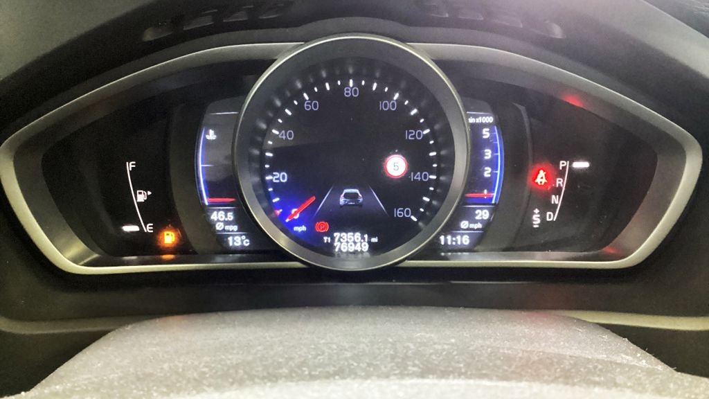 Used Volvo V40 2016 for sale - 77780763: Photo 12