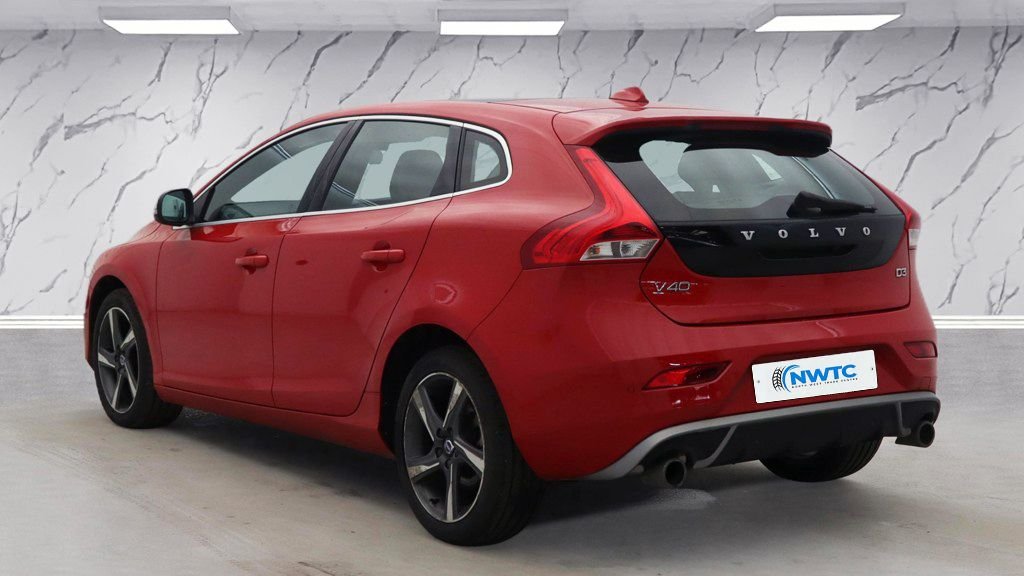 Used Volvo V40 2016 for sale - 77780763: Photo 6