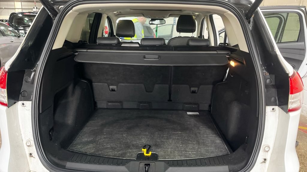 Used Ford Kuga 2015 for sale - 77806660: Photo 14