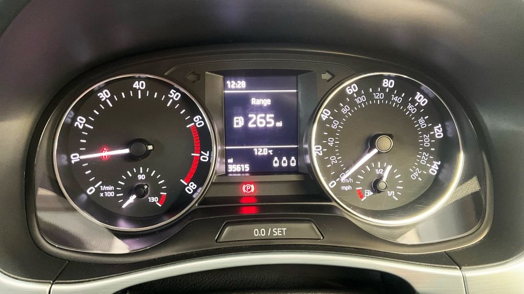 Used Skoda Fabia 2017 for sale - 76901183: Photo 10