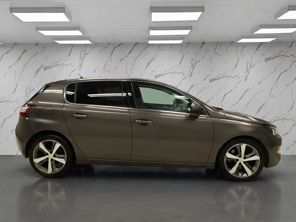 Used Peugeot 308 2016 for sale - 77384194: Photo 7